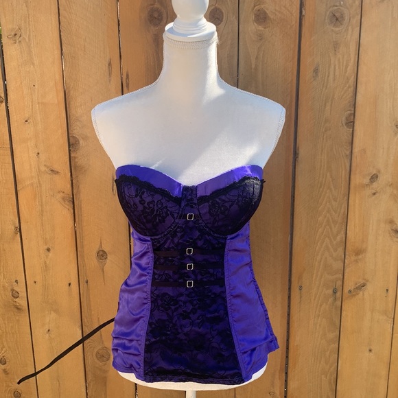 Frederick’s Y2k lace up purple satin corset with black satin lace up size 38 - Picture 4 of 9